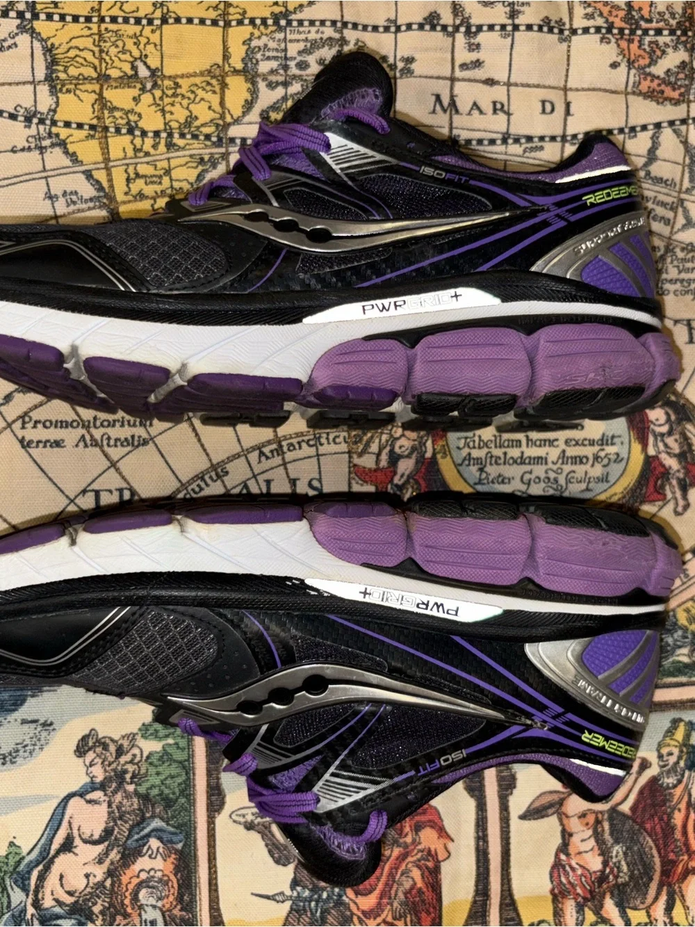 Saucony Black and Purple Women's Running Shoes